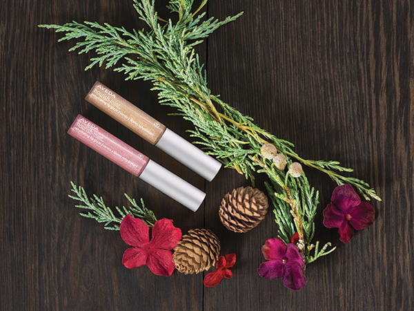 Beauty News, Aveda Candrimā, Aveda Candrimā Holiday 2016, เซ็ตของขวัญ Aveda, เทียน Aveda, สกินแคร์ Aveda, Aveda คอลเลคชั่นใหม่, Aveda ออกใหม่, Aveda ลิปกลอส, Aveda Holiday 2016, ของขวัญ Aveda Holiday 2016, Aveda กระดาษ Lokta, Aveda ช่วยเนปาล