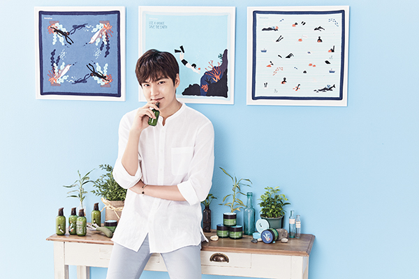 Beauty News, Innisfree 2016 Eco-Hankie Campaign, เครื่องสำอาง Innisfree, สกินแคร์ Innisfree, Innisfree คอลเลคชั่นใหม่, Innisfree ออกใหม่, Innisfree Limited edition, Innisfree คุชชั่น, Innisfree เซรั่ม, Innisfree ครีม, Innisfree ผ้าเช็ดหน้า, Innisfree แคมเปญ, Innisfree รณรงค์, Innisfree รักษ์โลก, Innisfree ลายใหม่, Innisfree ของใหม่, ของดี Innisfree, ไอเทมน่ารัก Innisfree