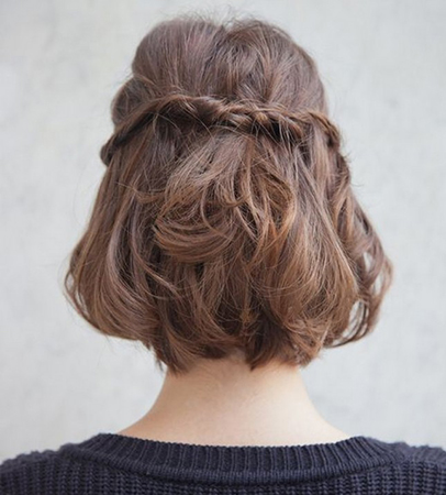 Hairstyle, ทรงผมสั้น, เซ็ตผมสั้น, ทรงผมสุภาพ, ทรงสุภาพสำหรับผมสั้น, เกล้าผมสั้น, เกล้ามวยผมสั้น, ทำผมสั้น, ผมสั้นทำทรงอะไรดี, เกล้าผมง่ายๆ, เกล้าผม, เกล้าผมด้วยตัวเอง, สอนเกล้าผมง่ายๆ, ผมสั้นทำอะไรได้บ้าน, เซ็ตผมสั้นให้เรียบร้อย, ทรงผมออกงานสำหรับผมสั้น, ทรงผมไปงาน ผมสั้น, ผมสั้นเซ็ตยังไง