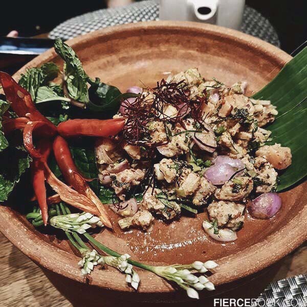 Fierce Eat, ร้านอาหารในพารากอน, ร้านอาหารสยามดิส, ร้านอาหารสยามเซ็นเตอร์, Jamie’s Italian, ร้าน Jamie’s Italian, สั่งอะไรดีที่ Jamie’s Italian, La Crêperie, ร้าน La Crêperie, ร้าน La Crêperie สยามพารากอน, Sweet Crêpe Salted Caramel Sauce , Me BOX by Mercedes Benz, ร้าน Me BOX by Mercedes Benz, Royal Cabanon Oyster, Lobster Salad, Canadian Lobsters with cauliflower puree and lobster bisque, Prawn Tacos หรือทาโก้กุ้ง, ทาโก้กุ้ง, กั้งบ้านเพ, ผัดไทยกั้ง กุ้ง ปู, เกี๊ยวปลาทอด, ก๋วยเตี๋ยวกั้งทะเลแห้ง, Another Hound Café, ร้าน Another Hound Café, Cold Japanese Salad, Crab Bomb with Rice, DIY Crab Sandwich, Chargrilled Squid, Amici, ร้าน Amici, สลัด Rocket กั้ง balsamic wild mushroom bacon, Spaghetti Alio Olio Ebiko, Porcini Mushroom Risotto and grilled seabass , AOI, ร้าน AOI, ข้าวอบแซลมอนหม้อดิน, Sandan jyu, Chilli Thai Restaurant, ร้าน Chilli Thai Restaurant, ลาบปลาแซลมอน, ไก่ย่างขมิ้น, ต้มแซ่บหมูเด้ง (ไซส์ใหญ่) ,ไอศกรีมกะทิสด พร้อมเครื่องเจ็ดยอดกุมาร , TWG Tea Salon & Boutique, ร้าน TWG Tea Salon & Boutique, TWG , ร้าน TWG,TWG Tea Salad , Lobster Timbale  ,Crispy Seared Salmon,Harrods Tea Room, ร้าน Harrods Tea Room, Crab cake, Pan-fried Snow Fish, ทิรามิสุ, Signor Sassi, Pan-Seared Scallop, Lobster Stir Fried With Angelhair , Tenderloin Steak Topped with Foie Gras, Four Seasons, ร้าน Four Seasons, เป็ดย่างโฟร์ซีซั่น, ถั่วแขกผัดหมูสับ, กุ้งทอดเคลือบไข่เค็ม, กินอะไรดีที่พารากอน, World Class Dining, 