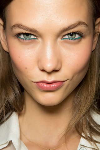 Makeup Trends, วิธีเขียนอายไลเนอร์สี, เทคนิคเขียนอายไลเนอร์สี, วิธีแต่งตาสี, เมคอัพเทรนด์ summer 2016, เมคอัพเทรนด์, เทคนิคเขียนอายไลเนอร์, เทคนิคแต่งตา, สอนเขียนอายไลเนอร์สี, สอนเขียนอายไลเนอร์, สอนแต่งตา, เทคนิคแต่งตา, แต่งตาสี, อายไลเนอร์สี, เขียนตาสี, กรีดตาสี, วิธีกรีดตาด้วยอายไลเนอร์สี