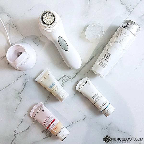 Beauty, เครื่อง Clarisonic รุ่น Aria, ทดสอบการล้างหน้า, เครื่องล้างหน้าจากอเมริกา, ผิวนุ่มลื่นตื่นฟู, วิธีการล้างหน้า, ล้างหน้าให้สะอาด, Clarisonic, Aria, Clarisonic, เครื่องล้างหน้า, แปรงล้างหน้า, รีวิวล้างหน้า,​ล้างเครื่องสำอาง, เมคอัพรีมูฟเวอร์,​ makeup remover, ราคาพิเศษ, Fiercebook, ทดสอบล้างหน้า, หน้าร้อน, กันแดด, เช็ดรองพื้น,​ แปรงแต่งหน้า,​ เช็ดเครื่องสำอาง,​ ผิวดี,​ ผิวสะอาด, ผิวนุ่ม, ผิวบอบบาง, ผิวอ่อนโยน, อุปกรณ์ล้างหน้า,​ เซ็ทเดินทาง