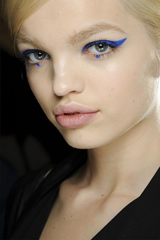 Makeup Trends, วิธีเขียนอายไลเนอร์สี, เทคนิคเขียนอายไลเนอร์สี, วิธีแต่งตาสี, เมคอัพเทรนด์ summer 2016, เมคอัพเทรนด์, เทคนิคเขียนอายไลเนอร์, เทคนิคแต่งตา, สอนเขียนอายไลเนอร์สี, สอนเขียนอายไลเนอร์, สอนแต่งตา, เทคนิคแต่งตา, แต่งตาสี, อายไลเนอร์สี, เขียนตาสี, กรีดตาสี, วิธีกรีดตาด้วยอายไลเนอร์สี