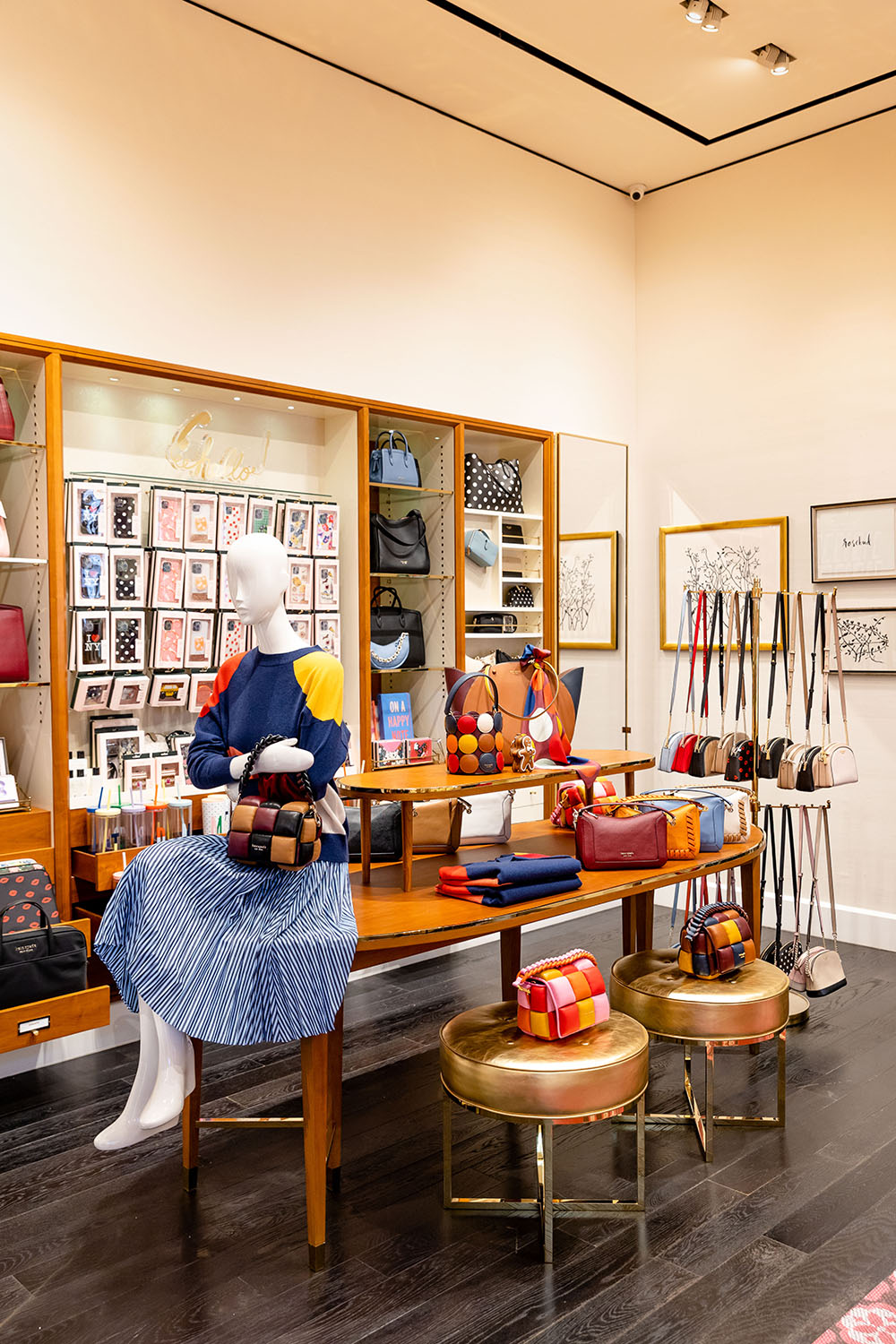Kate Spade New York, Kate Spade New York Fall 2022, katespadeny, Katespadeth, saturdayopenhouse, PATLuxuryGroup, Kate Spade New York คอลเลคชั่นล่าสุด, Kate Spade New York คอลเลคชั่น Fall 2022, เอสเธอร์ สุปรีย์ลีลา, มุก วรนิษฐ์ ถาวรวงศ์, กระเป๋า Kate Spade New York รุ่นใหม่ล่าสุด 2022, เสื้อผ้า Kate Spade New York ล่าสุด, ชุดเดรส Kate Spade New York