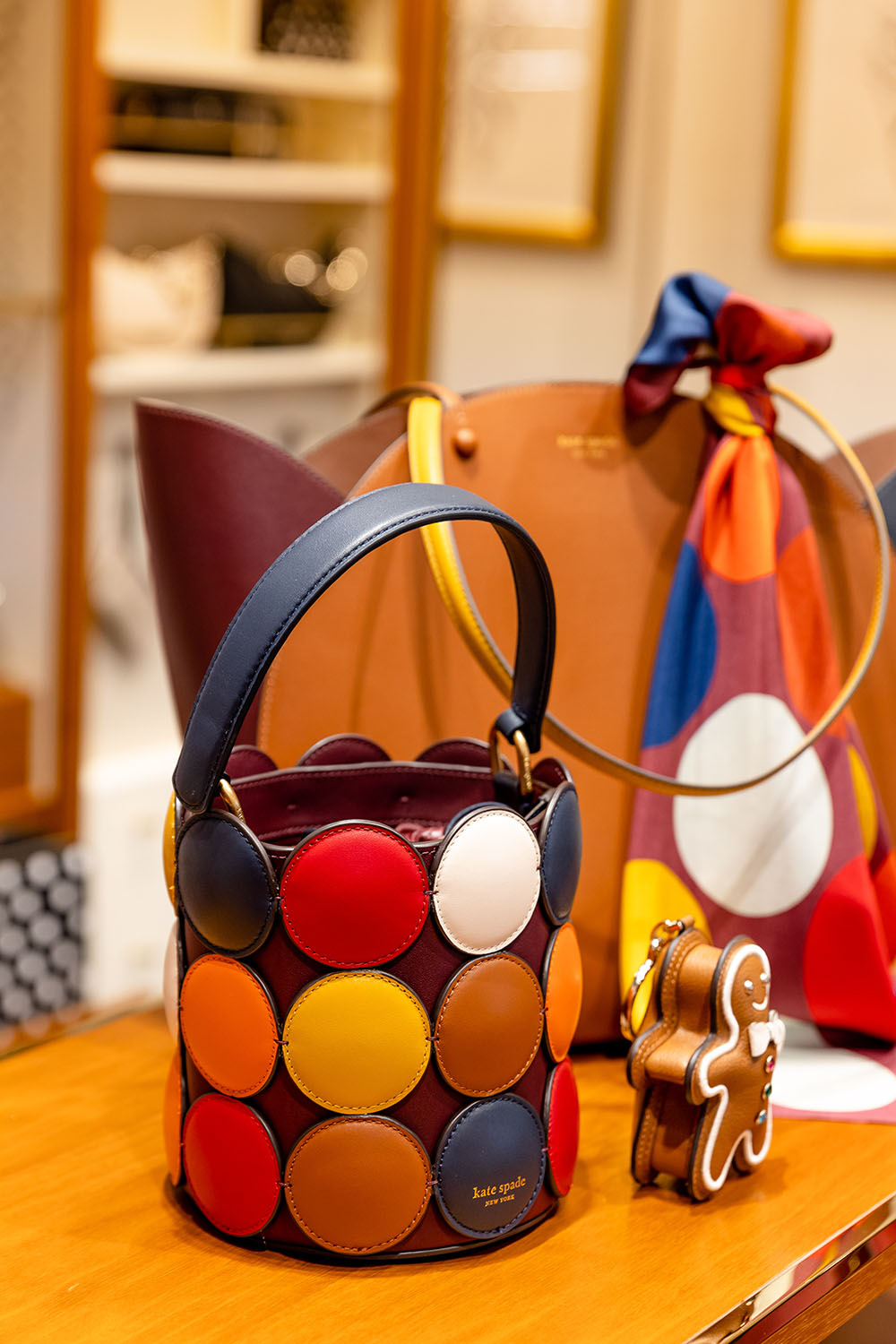 Kate Spade New York, Kate Spade New York Fall 2022, katespadeny, Katespadeth, saturdayopenhouse, PATLuxuryGroup, Kate Spade New York คอลเลคชั่นล่าสุด, Kate Spade New York คอลเลคชั่น Fall 2022, เอสเธอร์ สุปรีย์ลีลา, มุก วรนิษฐ์ ถาวรวงศ์, กระเป๋า Kate Spade New York รุ่นใหม่ล่าสุด 2022, เสื้อผ้า Kate Spade New York ล่าสุด, ชุดเดรส Kate Spade New York