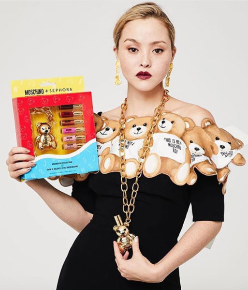 Beauty News, Moschino X Sephora Collection, Sephora Collection Fall 2017, Moschino Fall 2017, เครื่องสำอาง Moschino, Moschino ออกเครื่อสำอาง, Moschino ออกใหม่, Moschino มาใหม่, เครื่องสำอาง Sephora คอลเลคชั่นใหม่, เครื่องสำอางมอสโกโน่, Jeramy Scott