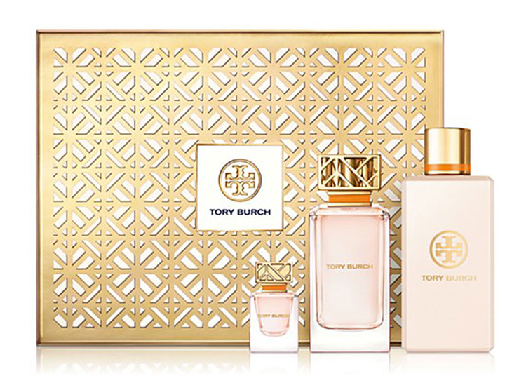 Beauty Items, Holiday collection, Holiday Set น่าโดน, Holiday คอลเลคชั่นน่าซื้อ, ผลิตภัณฑ์แซ่บน่าโดน, ไอเท็มออกใหม่น่าโดน, เครื่องสำอางออกใหม่, น้ำหอมออกใหม่, แฮนด์ครีมเซ็ต, โลชั่นเซ็ต, ผลิตภัณฑ์ผม, ฮอลิเดย์เซ็ตน่าซื้อ