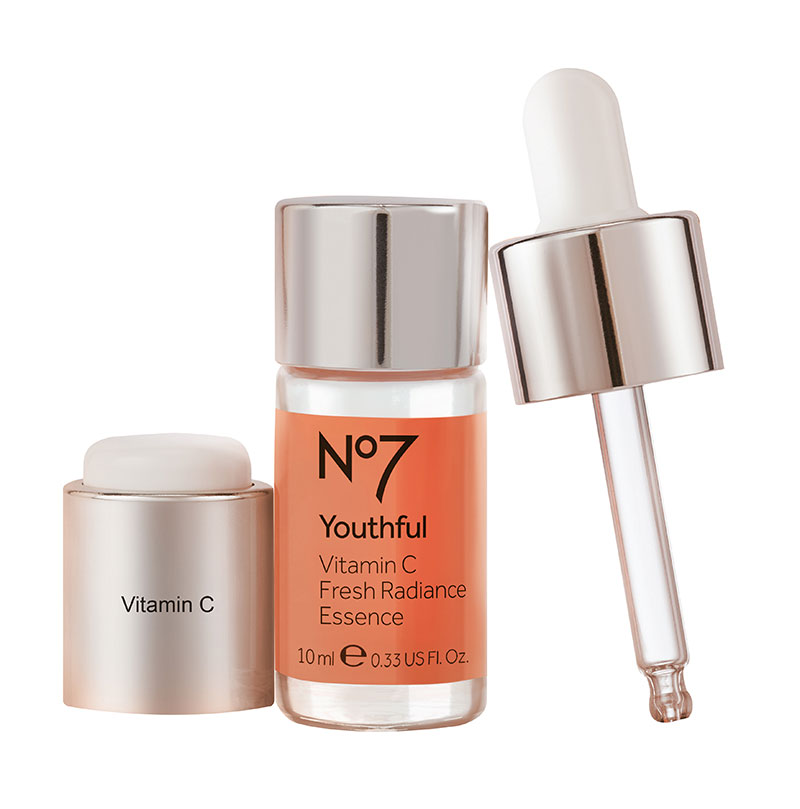 Beauty News, No7 Youthful Vitamin C Fresh Radiance Essence, เซรั่มใหม่, วิตามินซีบำรุงผิว, ผลิตภัณฑ์บำรุงผิว No7, เอสเซ้นส์บำรุงผิว, ให้ผิวขาวสดใส, ผิวขาว, ผิวเปล่งปลั่ง, ผิวกระจ่างใส, ผิวสดใส, บำรุงผิวให้เปล่งปลั่ง, เติมวิตามินซีให้ผิว