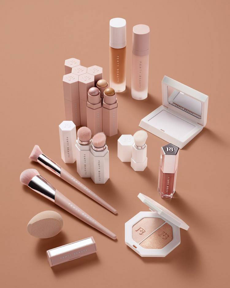 Beauty News, FENTY BEAUTY by Rihanna, เครื่องสำอาง Rihanna, เครื่องสำอางแบรนด์ใหม่, Sephora Thailand, Rihanna, แบรนด์ Rihanna, FENTY BEAUTY, FENTY BEAUTY ราคา, FENTY BEAUTY เท่าไร, FENTY BEAUTY มีอะไรบ้าง, แต่งหน้าแบบ Rihanna, รีฮันน่า, เครื่องสำอางรีฮันน่า, ขายที่ไหน, ขายเท่าไร