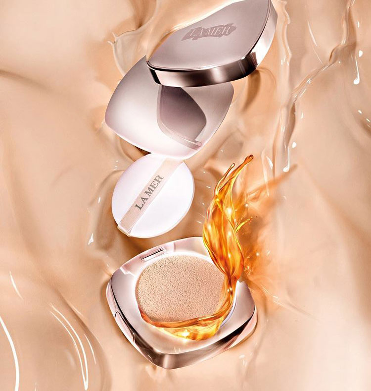 Beauty News, LA MER The NEW Luminous Lifting Cushion Foundation, LA MER The Cushion Compact SPF 20, LA MER คอลเลคชั่นใหม่, LA MER ออกใหม่, LA MER คุชชั่น, LA MER รองพื้น, LA MER น่าโดน,​ LA MER มาใหม่, คุชชั่นที่ดีที่สุดในโลก, คุชชั่นผิวสวยเป็นธรรมชาติ, คุชชั่นใหม่, คุชชั่นไฮเอนด์, คุชชั่นผิวเนียน, คุชชั่นสีเข้ม, คุชชั่นไม่เป็นคราบ, คุชชั่นปกปิดดี