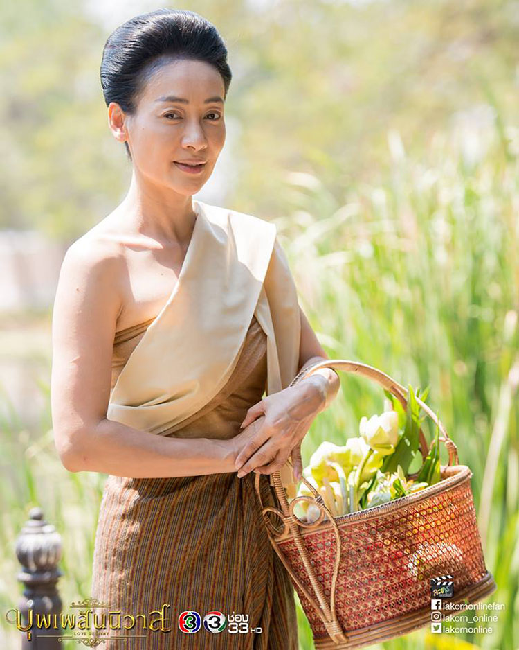 Hairstyle, ทรงผมของแม่หญิงไทย, ทรงผมจากละครบุพเพสันนิวาส, บุพเพสันนิวาส, แม่หญิงการะเกด, ทรงผมไทยโบราณ, ทรงผมแม่หญิงการะเกด, ทรงผมแม่หญิงจันทร์วาด, ทรงผมคุณหญิงจำปี, ทรงผมจากละคร, ละครย้อนยุค, ทรงผมสมัยก่อน, ผู้หญิงสมัยก่อน, งามอย่างไทยโบราณ, สาวไทยโบราณ, หญิงไทยโบราณ, ทรงผม, เทรนด์ผม, ละครฮิต บุพเพสันนิวาส, เบลล่า ราณี, แม่หญิงการะเกด, แม่หญิงจันทร์วาด, โป๊ป บุพเพสันนิวาส, ตัวละคร บุพเพสันนิวาส, ละครช่อง 3 บุพเพสันนิวาส, ละครใหม่, บุพเพสันนิวาส นิยาย, บุพเพสันนิวาส 2018, แย้ม, ผิน, ปริก, จวง, คุณหญิงนิ่ม