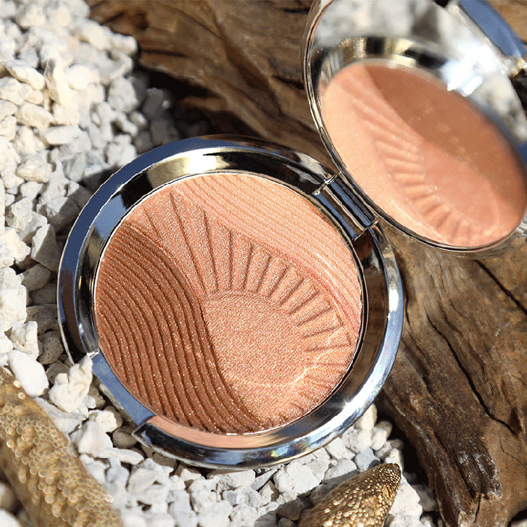 Beauty News, Becca x Chrissy Teigen Endless Summer Collection, Becca cosmetics, Chrissy Teigen, Becca คอลเลคชั่นใหม่, Becca มาใหม่, Becca Summer 2018, Becca น่าโดน, Becca ไฮไลท์, Becca บรอนเซอร์, Becca บอดี้ออยล์, Becca ไฮไลท์ตัว, Becca ชิมเมอร์, Becca ลิปกลอส