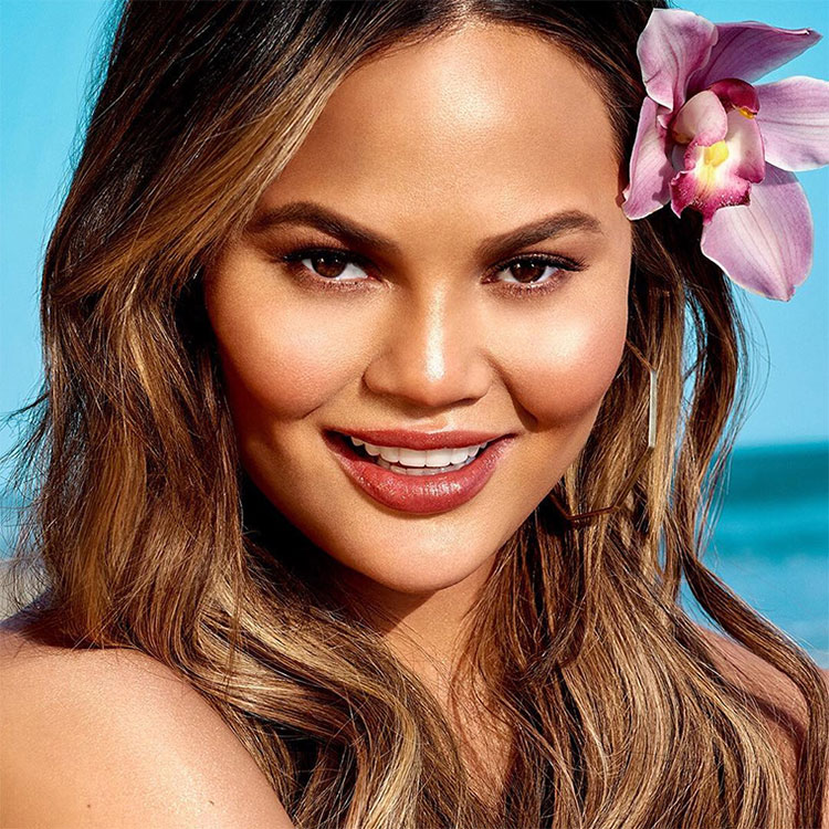 Beauty News, Becca x Chrissy Teigen Endless Summer Collection, Becca cosmetics, Chrissy Teigen, Becca คอลเลคชั่นใหม่, Becca มาใหม่, Becca Summer 2018, Becca น่าโดน, Becca ไฮไลท์, Becca บรอนเซอร์, Becca บอดี้ออยล์, Becca ไฮไลท์ตัว, Becca ชิมเมอร์, Becca ลิปกลอส