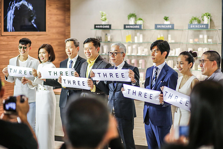 Social, THREE, THREE cosmetics, THREE INNER RHYTHM CARE, THREE FLAGSHIP STORE & RHYTHM RETREAT, THREE ทรีทเมนท์, THREE สปา, THREE ช็อปในไทย, THREE เคาน์เตอร์ในไทย, THREE อีเวนท์, THREE ไอเท็มขายดี, THREE น่าโดน, THREE น่าลอง, THREE ฉลองครบรอบ 5 ปี, THREE Central World, THREE เปิดช็อปใหม่, THREE ประเทศไทย