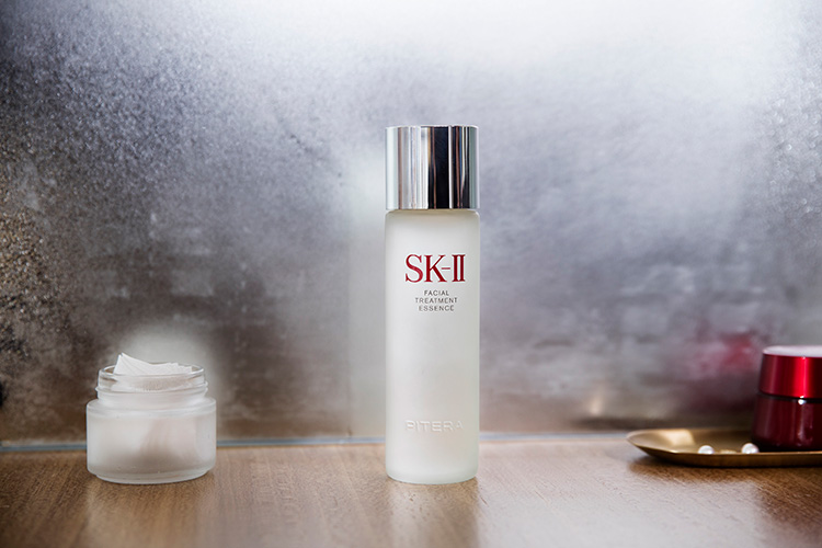 Beauty News, SK-II, Bare Skin Project, Chloe Grace Moretz, #BareSkinProject, Facial Treatment Essence, แม็กนั่ม โฟโต้, Chun Xia, Kasumi Arimura, Mayu Matsuoka, Ni Ni, Tang Wei, โคลอี เกรซ มอเรทซ์, ชุน เซีย, คาสึมิ อาริมุระ, มายู มัตสึโอกะ, นีนี่, ทัง เหว่ย, Christopher Anderson, คริสโตเฟอร์ แอนเดอร์สัน, Alessandra Sanguinetti, อเลสซานดรา แซนกิเนตติ, Jim Goldberg, จิม โกลด์เบิร์ก, เผยหน้าสด, ไร้เครื่องสำอาง, ถ่ายแบบหน้าสด, ถ่ายแบบไร้เครื่องสำอาง, โชว์ผิว, ใช้ เฟเชียล ทรีทเมนท์ เอ็สเซ็นส์