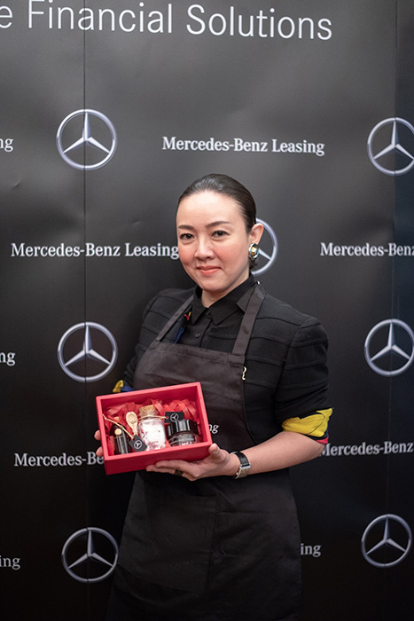 Social, เมอร์เซเดส-เบนซ์, The Joy of Scent by Mercedes-Benz Leasing, Mercedes-Benz Leasing, HARNN, The Garden Gallery, โรงแรมแชงกรี-ลา กรุงเทพฯ, เลือกกลิ่นหอมแห่งพลังธรรมชาติบำบัดให้เหมาะกับแต่ละธาตุ, กิจกรรม, อีเว้นท์, เวิร์คช็อป, workshop, Activity