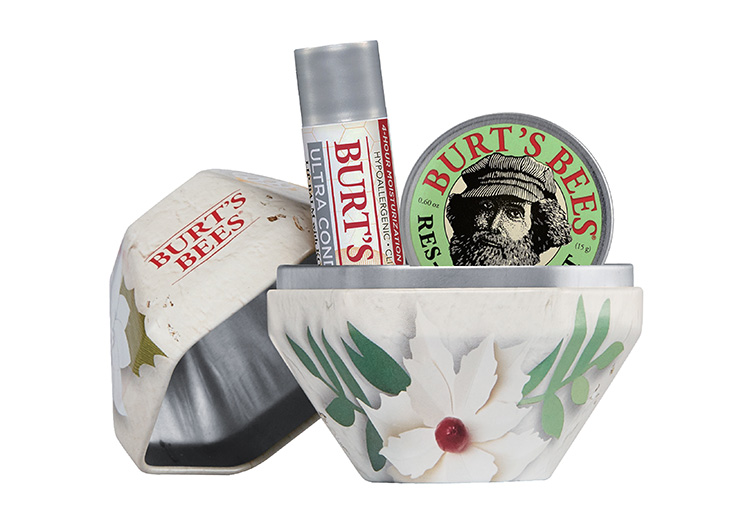 Beauty News, Burt’s Bees, เบิร์ตส์ บีส์, Give Nature’s Best To Everyone on Your List, เซ็ตของขวัญ, Burt’s Bees Holiday 2018, Burt’s Bees เซ็ตของขวัญ, Burt’s Bees ลิปบาล์ม, Burt’s Bees โคโค่นัท ออยล์, Burt’s Bees ลิปสติก