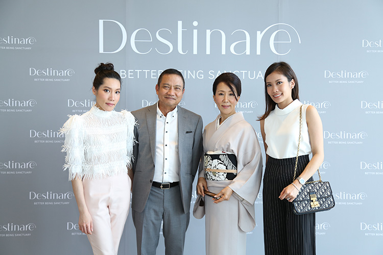 Social, Destinare, Japanese Secret Beauty Hub, เดสทินาเระ, กมลา ลี้โกมลชัย, The Crystal Box, นวดแบบองค์รวม, เมืองโอซาก้า, ประเทศญี่ปุ่น, มาสเตอร์ชิโนบุ ซาโตะ, มิลิน ยุวจรัสกุล, ฟื้นฟูผิว, Sato Oil