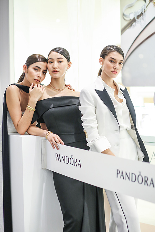 Social, PANDORA Reflexions, PANDORATH, TANACHIRA, ร้าน PANDORA เซ็นทรัลเวิลด์, PANDORA สาขาใหม่, PANDORA คอลเลคชั่นใหม่, PANDORA ออกใหม่, PANDORA ไอเท็มใหม่, PANDORA อีเวนท์, PANDORA เปิดตัว, PANDORA เปิดร้าน, PANDORA ไทย, ปอย - ตรีชฎา เพชรรัตน์