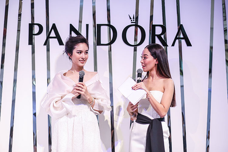 Social, PANDORA Reflexions, PANDORATH, TANACHIRA, ร้าน PANDORA เซ็นทรัลเวิลด์, PANDORA สาขาใหม่, PANDORA คอลเลคชั่นใหม่, PANDORA ออกใหม่, PANDORA ไอเท็มใหม่, PANDORA อีเวนท์, PANDORA เปิดตัว, PANDORA เปิดร้าน, PANDORA ไทย, ปอย - ตรีชฎา เพชรรัตน์