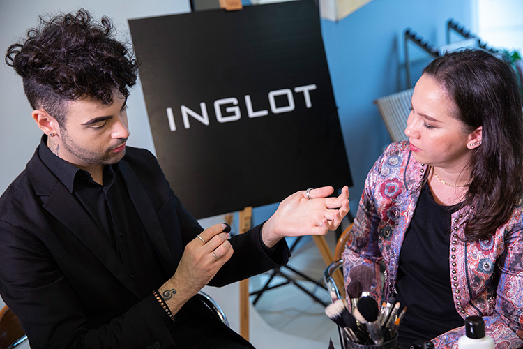 Interview, สัมภาษณ์, INGLOT, ประเทศโปแลนด์, ประเทศไทย, Mr. Omar Turrini, มร.โอมาร์ ตูรินี่, แบรนด์มาใหม่, แบรนด์น้องใหม่, แบรนด์เข้าไทยใหม่, แบรนด์แซ่บ, แบรนด์เครื่องสำอาง, แบรนด์เครื่องสำอาง vegan, แบรนด์เครื่แงสำอางระดับ professional, แบรนด์เครื่องสำอาง ปลอดภัย, แบรนด์น้องใหม่, เคาน์เตอร์ INGLOT