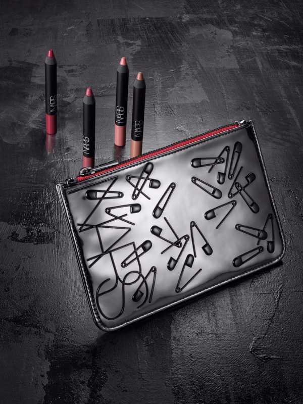 Beauty News, NARS Holiday 2018, NARS ออกใหม่, NARS คอลเลคชั่นใหม่, NARS ฮอลิเดย์ 2018, NARS อายแชโดว์, NARS บลัชออนพาเลท, NARS พาเลท, NARS  น่าโดน, NARS ลิปสติก, NARS ลิปกลอส, NARS ลิปเพนซิล, NARS เซ็ตบลัช, NARS ไฮไลท์