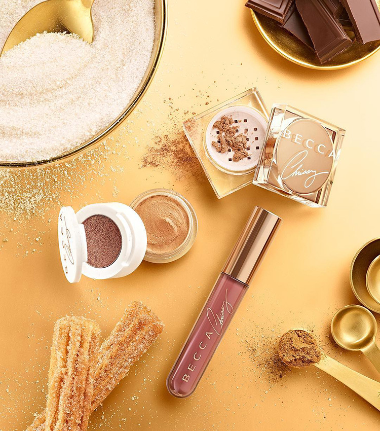 Beauty News, BECCA x Chrissy Cravings Collection, BECCA Holiday 2018, BECCA ฮอลิเดย์ 2018, เบกก้า, ไฮไลท์, ออกใหม่, ชิมเมอร์, อายแชโดว์ผสมชิมเมอร์, ลิปกลอสใหม่, คอลเลคชั่นใหม่