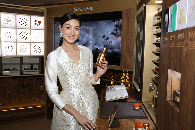 Social, Sulwhasoo, โซลวาซู, Sulwhasoo Ginseng Journey, IFC Central ฮ่องกง, ฮ่องกง, Sulwhasoo Event, โซลวาซู อีเวนท์, โซลวาซูจัดงาน, ซอง เฮเคียว, ดาโกต้า แฟนนิ่ง, แพนเค้ก-เขมนิจ