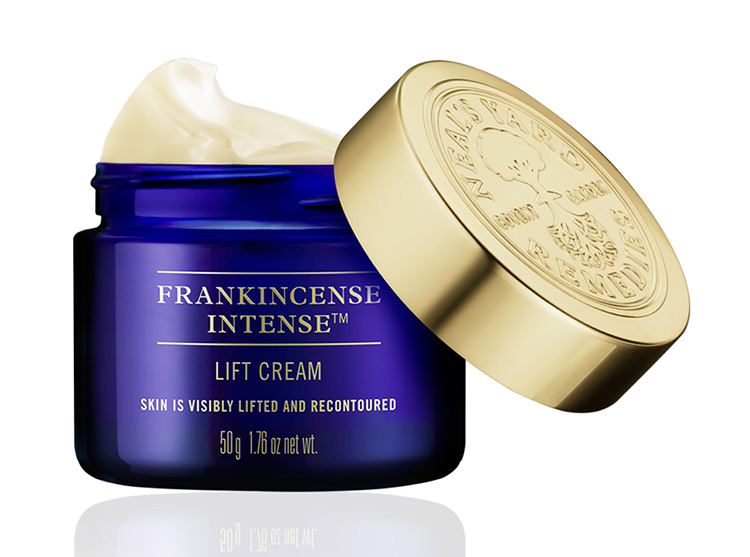 Beauty Items, Frankincense, Frankincense คืออะไร, Neal’s Yard Remedies, นีลส์ ยาร์ด เรมมิดีส์, แฟรงค์คินเซนส์, คืออะไร, เคล็ดลับความงามของคลีโอพัตรา, ไอเท็มเด็ด, ผลิตภัณฑ์ออร์แกนิค, บำรุงผิว, ให้ผิวอ่อนเยาว์, ผิวยืดหยุ่น, ลดเลือกริ้วรอย, ไอเท็มเด็ดจาก Neal’s Yard Remedies, Neal’s Yard Remedies เซรั่ม, Neal’s Yard Remedies อายครีม, Neal’s Yard Remedies ครีม, Neal’s Yard Remedies คอนเซนเทรท