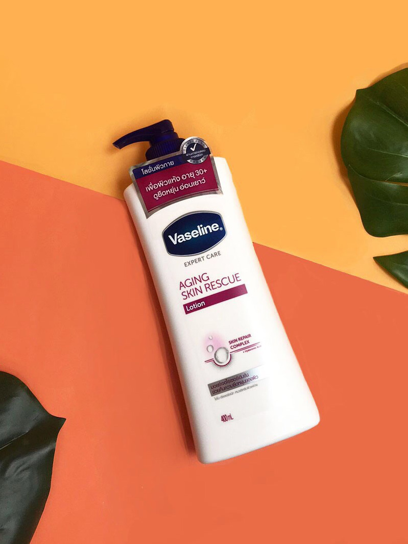 Beauty News, Vaseline, วาสลีน, โลชั่น, สูตรใหม่, Vaseline Extremely Dry Skin Rescue Lotion, Vaseline Aging Skin Rescue Lotion & Hand Cream, Vaseline Sensitive Skin Rescue Lotion, โลชั่นสูตรอ่อนโยน, วาสลีน เอ็กซ์เพิร์ด แคร์ เอ็กซ์ตรีมลี่ดราย สกิน เรสคิว โลชั่น, วาสลีน เอ็กซ์เพิร์ด แคร์ เซนสิทีฟ สกิน เรสคิว โลชั่น, วาสลีน เอ็กซ์เพิร์ด แคร์ เอจจิ้ง สกิน โลชั่น