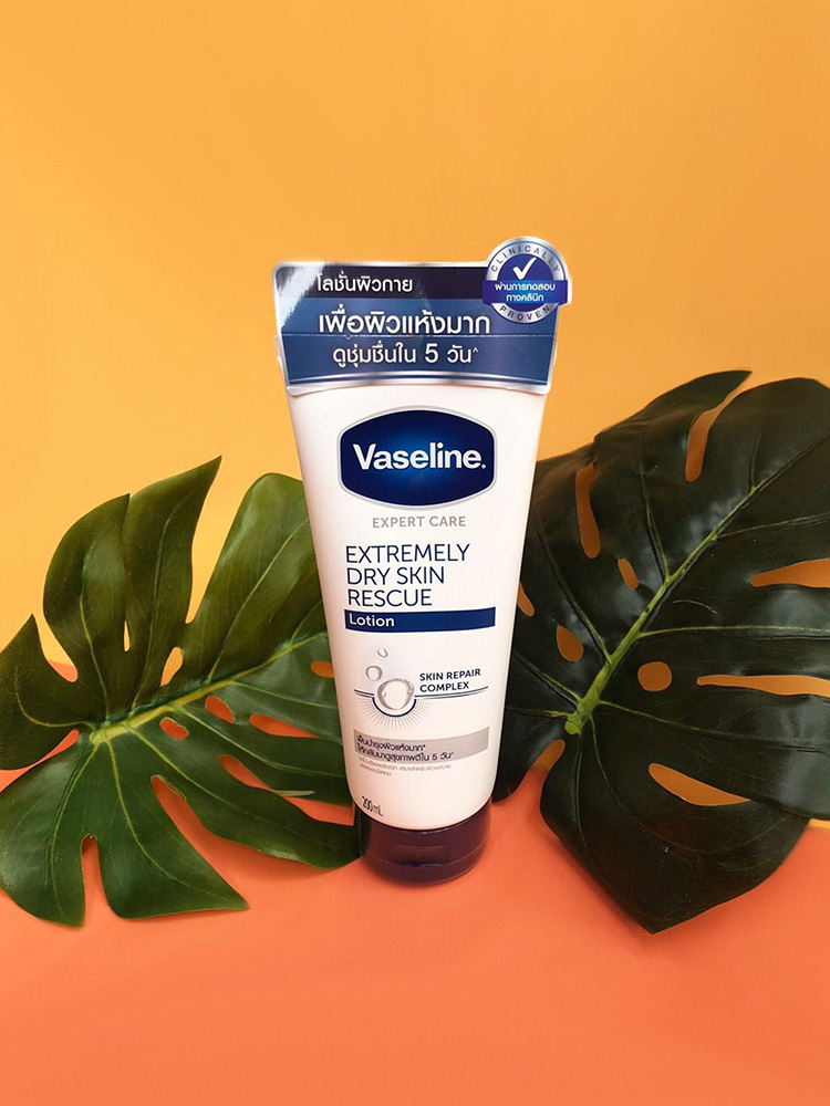 Beauty News, Vaseline, วาสลีน, โลชั่น, สูตรใหม่, Vaseline Extremely Dry Skin Rescue Lotion, Vaseline Aging Skin Rescue Lotion & Hand Cream, Vaseline Sensitive Skin Rescue Lotion, โลชั่นสูตรอ่อนโยน, วาสลีน เอ็กซ์เพิร์ด แคร์ เอ็กซ์ตรีมลี่ดราย สกิน เรสคิว โลชั่น, วาสลีน เอ็กซ์เพิร์ด แคร์ เซนสิทีฟ สกิน เรสคิว โลชั่น, วาสลีน เอ็กซ์เพิร์ด แคร์ เอจจิ้ง สกิน โลชั่น