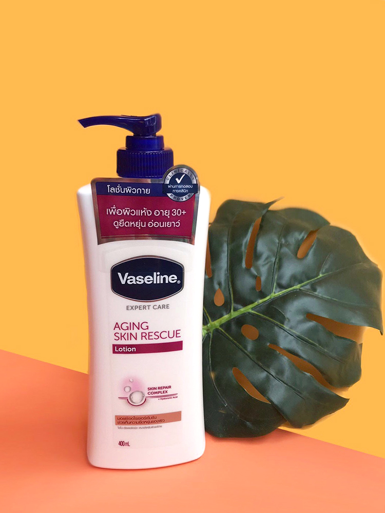 Beauty News, Vaseline, วาสลีน, โลชั่น, สูตรใหม่, Vaseline Extremely Dry Skin Rescue Lotion, Vaseline Aging Skin Rescue Lotion & Hand Cream, Vaseline Sensitive Skin Rescue Lotion, โลชั่นสูตรอ่อนโยน, วาสลีน เอ็กซ์เพิร์ด แคร์ เอ็กซ์ตรีมลี่ดราย สกิน เรสคิว โลชั่น, วาสลีน เอ็กซ์เพิร์ด แคร์ เซนสิทีฟ สกิน เรสคิว โลชั่น, วาสลีน เอ็กซ์เพิร์ด แคร์ เอจจิ้ง สกิน โลชั่น