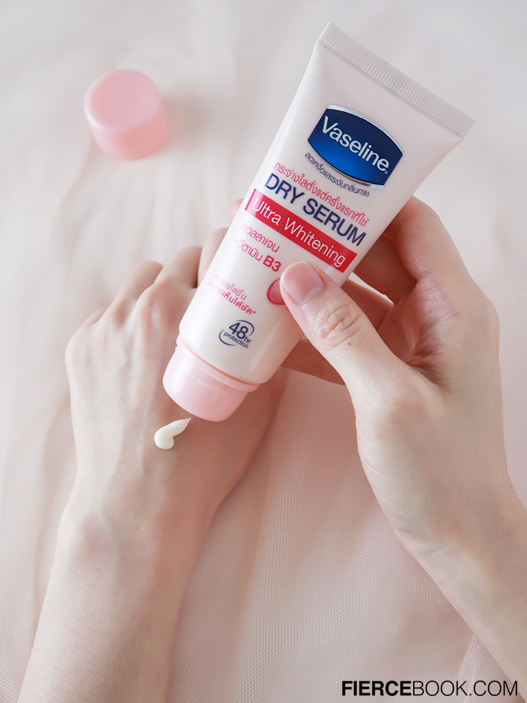 Beauty Review, รีวิว Deodorant Cream, Deodorant, รีวิว วาสลีน ดรายเซรั่ม, Vaseline Dry Serum, ทดสอบความแห้งสบาย, รีวิวโรลออน, ผลิตภัณฑ์ระงับกลิ่นกาย, ครีมระงับเหงื่อ, ครีมระงับกลิ่นกาย, รีวิว รักแร้ขาว, รักแร้กระจ่างใส, ใต้วงแขนขาว, โชว์ใต้วงแขน, วงแขนขาวเนียน,​ เซรั่มรักแร้ขาว