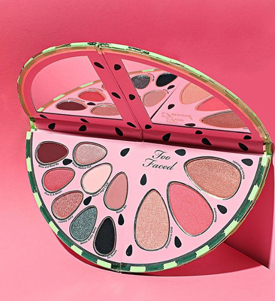 Beauty News, Too Faced Tutti Frutti Watermelon Collection, Too Faced คอลเลคชั่นใหม่, Too Faced ออกใหม่, Too Faced ลายแตงโม, Too Faced อายแชโดว์พาเลท, Too Faced ลิปกลอส, Too Faced บลัชออน, Too Faced เซ็ตติ้งสเปรย์