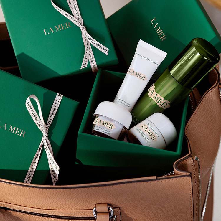 Beauty News, LA MER, La Mer Gifts, LA MER เซ็ตของขวัญ, LA MER Holiday Gifts, LA MER คอลเลคชั่นใหม่, LA MER ออกใหม่, LA MER เซ็ตผลิตภัณฑ์, LA MER เซ็ตบำรุงผิว, LA MER สกินแคร์, LA MER ลิปแคร์, LA MER บำรุงผิวมือ, LA MER บำรุงผิวปาก