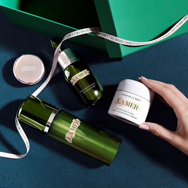 Beauty News, LA MER, La Mer Gifts, LA MER เซ็ตของขวัญ, LA MER Holiday Gifts, LA MER คอลเลคชั่นใหม่, LA MER ออกใหม่, LA MER เซ็ตผลิตภัณฑ์, LA MER เซ็ตบำรุงผิว, LA MER สกินแคร์, LA MER ลิปแคร์, LA MER บำรุงผิวมือ, LA MER บำรุงผิวปาก