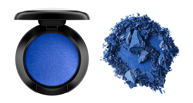 Makeup Trend, Classic Blue, Pantone 2020, เทรนด์สี, เทรนด์เมคอัพ, สีเมคอัพ, แต่งหน้าสีน้ำเงิน, แต่งตาสีน้ำเงิน, สีน้ำเงิน, เครื่องสำอางสีน้ำเงิน, เมคอัพมสีน้ำเงิน, ลิปสติกสีน้ำเงิน, อายแชโดว์สีน้ำเงิน, มาสคาร่าสีน้ำเงิน, อายไลเนอร์สีน้ำเงิน