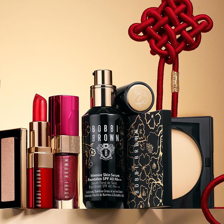 Beauty News, Bobbi Brown, Luxe & Fortune Collection, Bobbi Brown คอลเลคชั่นใหม่, Bobbi Brown ออกใหม่, Bobbi Brown มาใหม่, Bobbi Brown คอลเลคชั่นตรุษจีน, Bobbi Brown Limited Edition, Bobbi Brown คอลเลคชั่นปีใหม่, Bobbi Brown รองพื้น, Bobbi Brown ไฮไลท์, Bobbi Brown อายแชโดว์, Bobbi Brown ลิปสติก, Bobbi Brown ลิควิดลิปสติก, Bobbi Brown แป้งอัดแข็ง