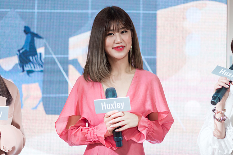 Beauty News, HUXLEY, ฮักซ์ลีย์, แบรนด์เกาหลี, แบรนด์สกินแคร์, ผบิตภัณฑ์บำรุงผิว, ต้นกระบองเพชรพริคลีย์ แพร์, ทะเลทรายซาฮาร่า, EVEANDBOY The Underground, คอลเลคชั่นใหม่, Celebrate 25 Days of HUXLEY