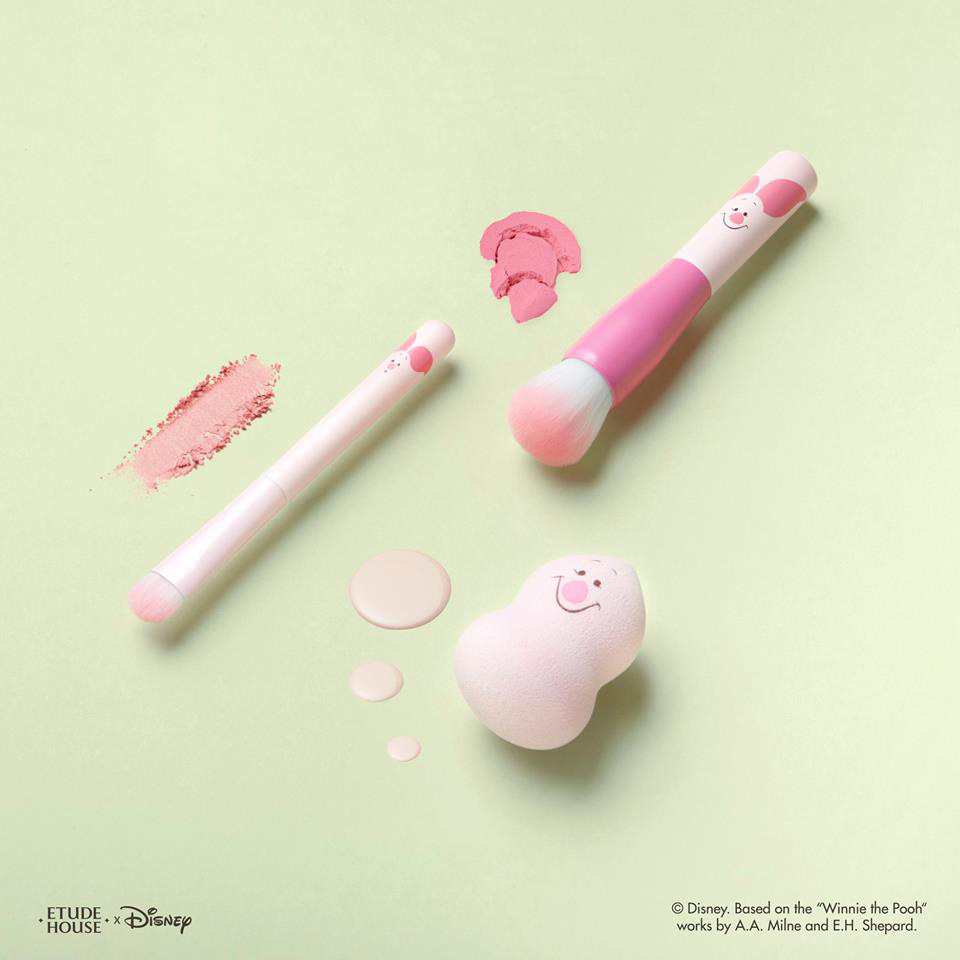 Beauty News, Etude House, Etude House X Disney, Happy with Piglet Collection, Etude House คอลเลคชั่นใหม่, Etude House ออกใหม่, Etude House มาใหม่, Etude House เครื่องสำอาง, Etude House บลัชออน, Etude House พิกเล็ต, Etude House หมีพูห์, Etude House ลิปสติก, Etude House แปรงแต่งหน้า, Etude House อายแชโดว์, Etude House น่าโดน, Etude House ดิสนีย์, Etude House สกินแคร์