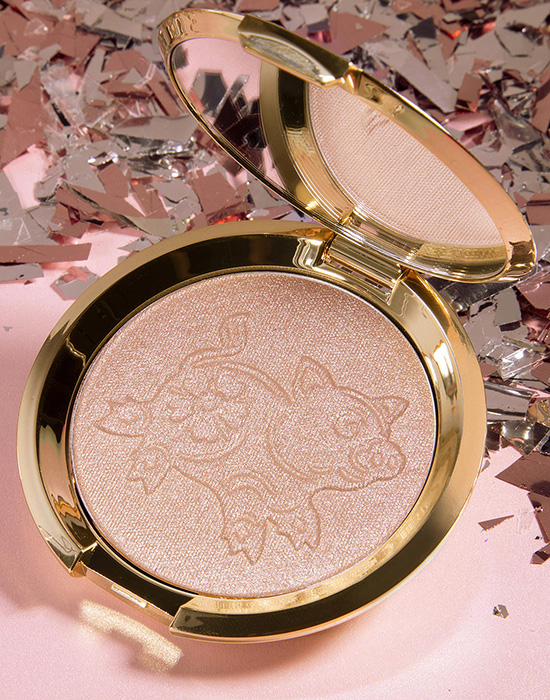 Beauty News, BECCA Shimmering Skin Perfector Lunar New Year 2019, BECCA คอลเลคชั่นใหม่, BECCA ออกใหม่, BECCA ไฮไลท์, BECCA น่าโดน, BECCA ดี, BECCA น่าซื้อ, BECCA รูปหมู, BECCA คอลเลคชั่นตรุษจีน