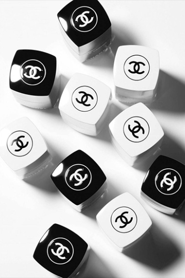 Beauty News, Chanel Black And White Makeup Collection, Chanel Makeup Fall 2019, Chanel คอลเลคชั่นใหม่, Chanel ออกใหม่, Chanel อายแชโดว์, Chanel ลิปสติก, Chanel ลิควิดลิปสติก, Chanel ลิปกลอส, Chanel น้ำยาทาเล็บ