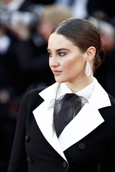 Hairstyle, ทรงผม, เทรนด์ผม, ทรงผมออกงาน, ทรงผมเดินพรมแดง, เทศกาลหนังเมืองคานส์, เทศกาลภาพยนตร์นานาชาติเมืองคานส์, ผม, เกล้าผม, มวยผม, ม้วนลอน, ทำผม, แต่งผม, เซ็ตผม