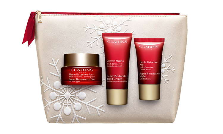 Beauty News, Clarins Holiday Set 2019, Clarins คอลเลคชั่นใหม่, Clarins ออกใหม่, Clarins มาใหม่, Clarins เซ็ตสุดคุ้ม, Clarins เซ็ตผลิตภัณฑ์, Clarins กระเป๋าใส่เครื่องสำอาง, Clarins เซ็ตของขวัญ