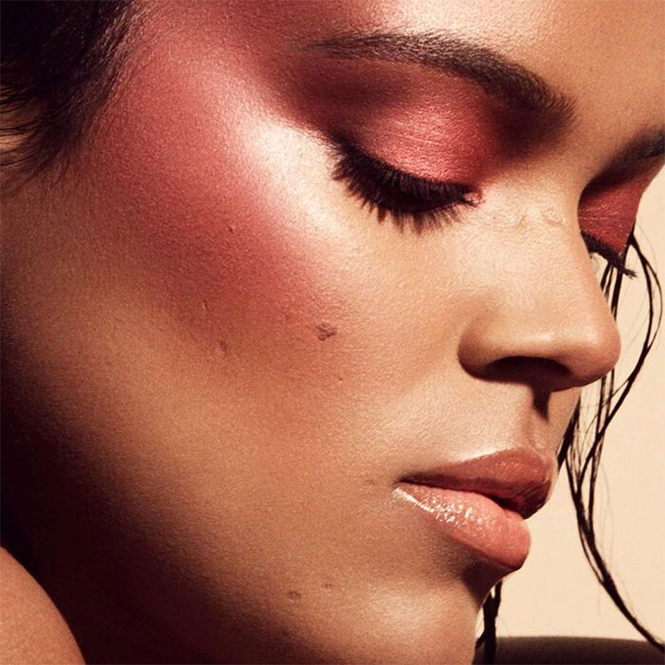 Beauty News, Fenty Beauty, Killawatt Foil Freestyle Highlighter, #RUBYRICHEZ, Ruby Richez, Fenty Beauty Holiday 2019, Fenty Beauty คอลเลคชั่นใหม่, Fenty Beauty ออกใหม่, Fenty Beauty มาใหม่, Fenty Beauty ไฮไลท์, Fenty Beauty อายแชโดว์, Fenty Beauty บลัชออน