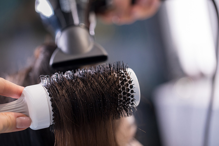Beauty Tips, ผมหน้าม้า, วิธีเซ็ตผมหน้าม้า, เทคนิคเซ็ตหน้าม้า, ดูแลผม, เซ็ตผม, ทรงหน้าม้า, หน้าม้า, เทรนด์ผม, ทรงผมมาแรง, ตัดผมหน้าม้า, เทคนิคเซ็ตผม, ทรงผม, ไดร์ผม, แฮร์สเปรย์, มูสใส่ผม, ฟิกซ์ทรงผม, หน้าม้าแตก, หน้าม้าพัง, หน้าม้าสวย, หน้าม้าเป๊ะ, ลิซ่า Blackpink