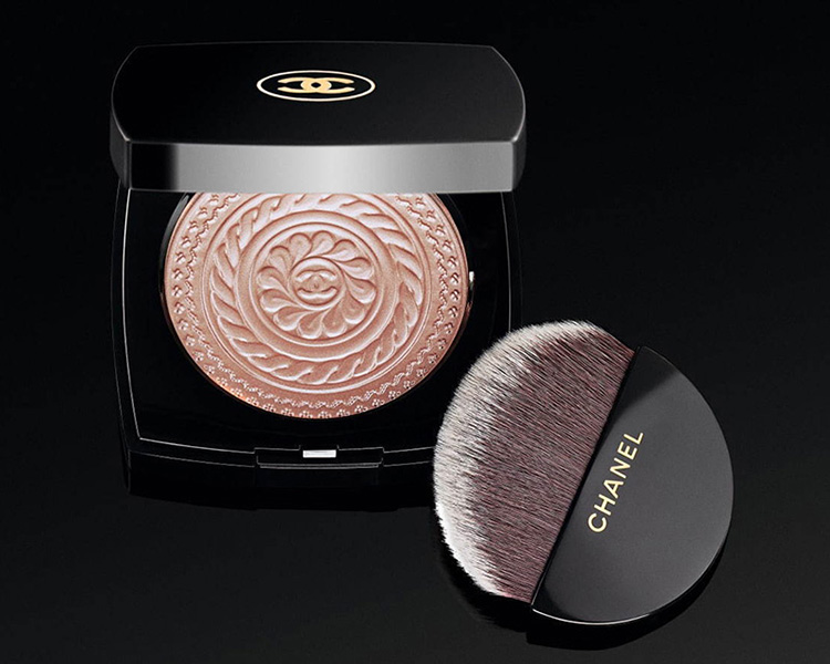 Beauty News, Chanel Makeup Collection Holiday 2019, Chanel Makeup, Chanel คอลเลคชั่นใหม่, Chanel ออกใหม่, Chanel อายแชโดว์, Chanel ลิปสติก, Chanel บอดี้เจล, Chanel อายไลเนอร์, Chanel ลิปกลอส, Chanel ไฮไลท์