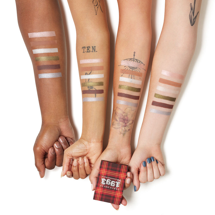 Beauty News, Urban Decay, Urban Decay Decades Mini Eyeshadow Palettes, Urban Decay Holiday 2020, Urban Decay อายแชโดว์พาเลท, Urban Decay ออกใหม่, มาใหม่, คอลเลคชั่นใหม่, พาลทแต่งตา, ไซส์มินิ, พาเลทเล็กๆ