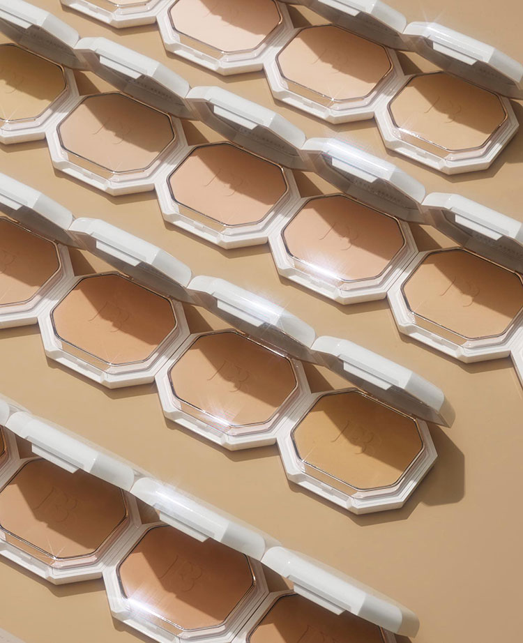 Beauty News, Fenty Beauty, Pro Filtr Soft Matte Powder Foundation, ออกใหม่, คอลเลคชั่นใหม่, มาใหม่, แป้งผสมรองพื้น, แป้งพัฟ, แป้งตลับ, แป้งดี, แป้งแซ่บ
