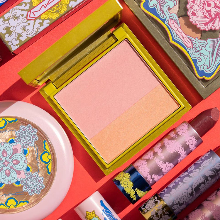 Beauty News, M·A·C Cosmetics, MAC Cosmetics, MAC คอลเลคชั่นใหม่, MAC คอลเลคชั่นตรุษจีน, MAC คอลเลคชั่นปีใหม่จีน, M·A·C Lunar Illusions Lunar New Year 2020 Collection, MAC อายแชโดว์พาเลท, MAC ลิปสติก, MAC ลิปกลอส, MAC ไฮไลท์, MAC ไฮไลท์ลายมังกร
